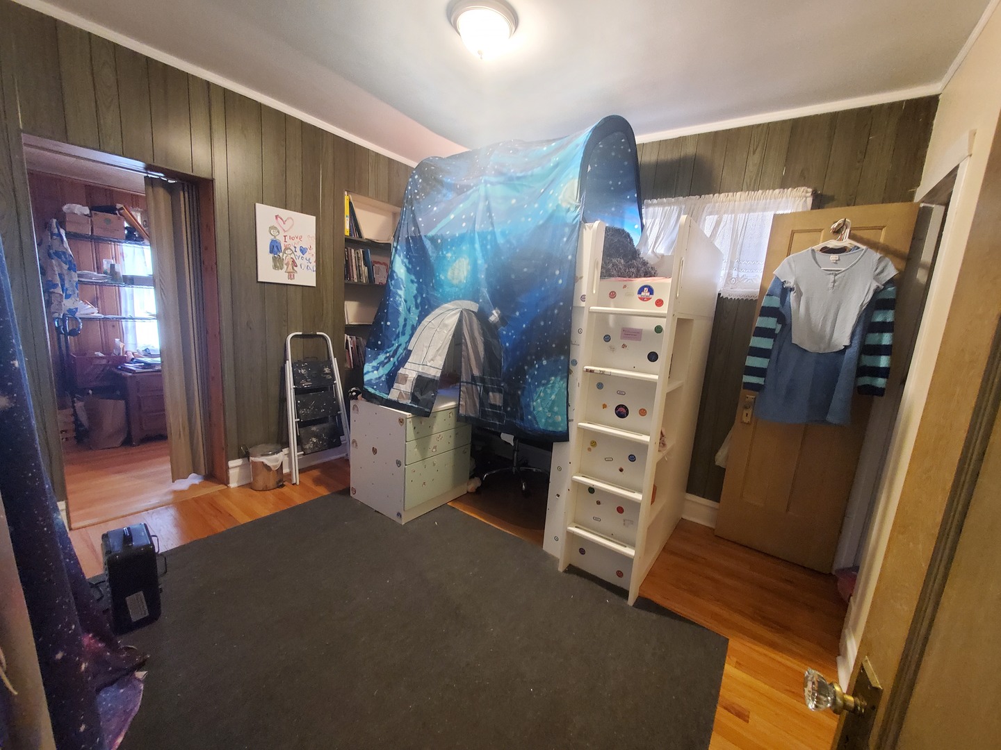 4158 W Wellington Avenue Property Photo 5