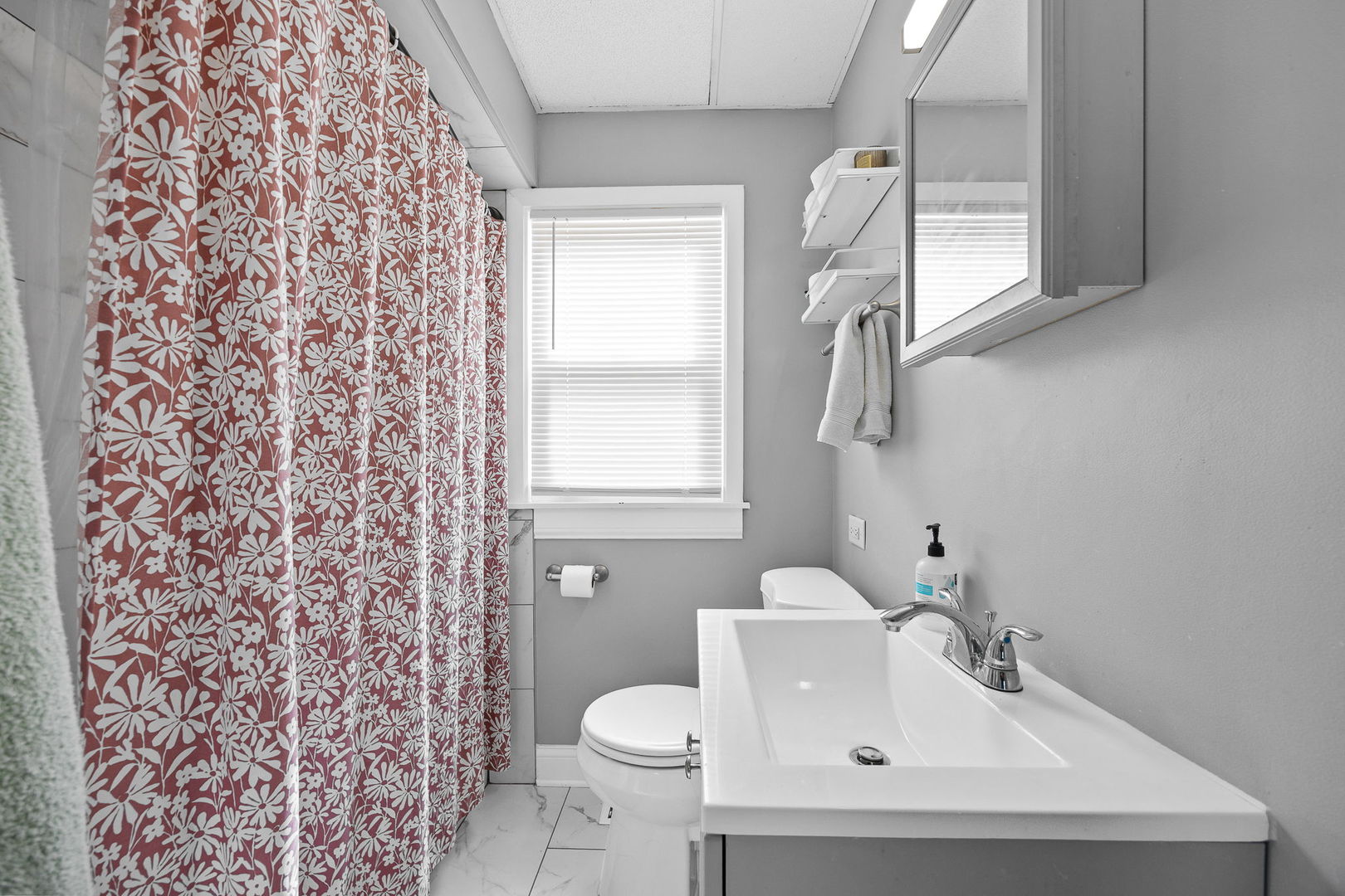 548 Prairie Avenue Property Photo 16