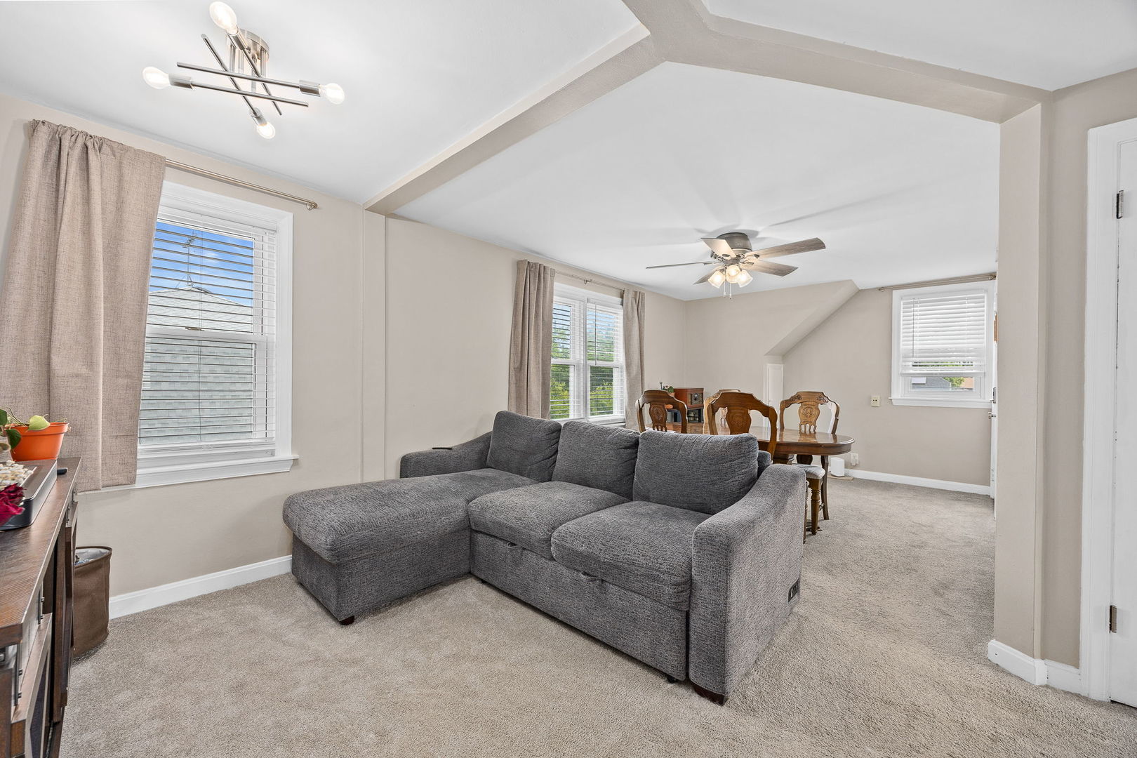 548 Prairie Avenue Property Photo 18