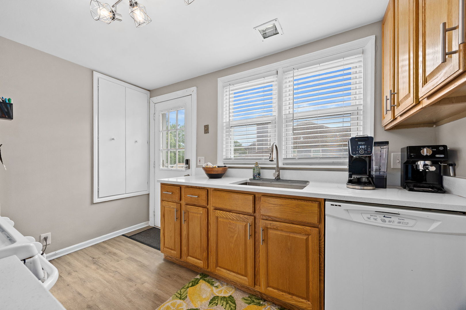 548 Prairie Avenue Property Photo 24