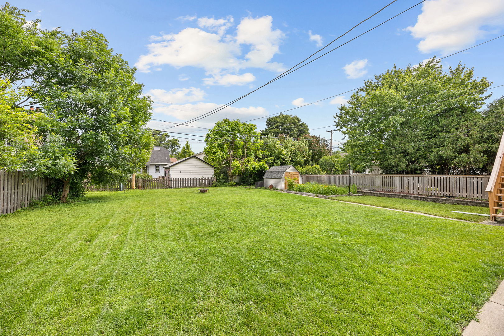 548 Prairie Avenue Property Photo 36