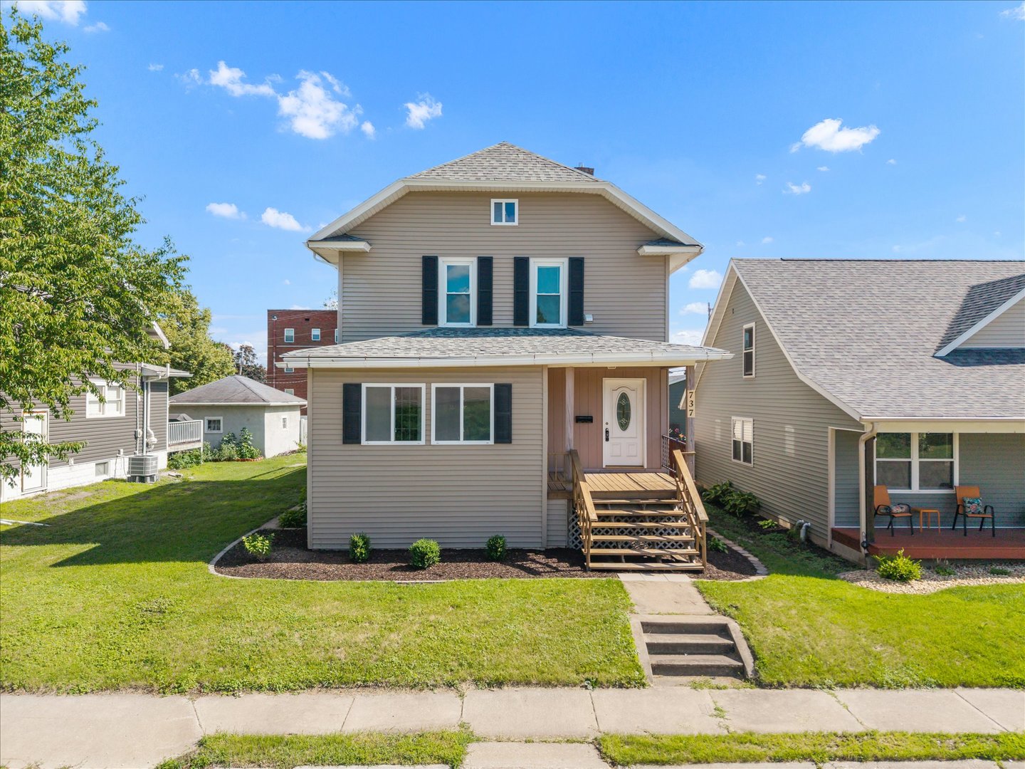 737 Grant Street Property Photo 1