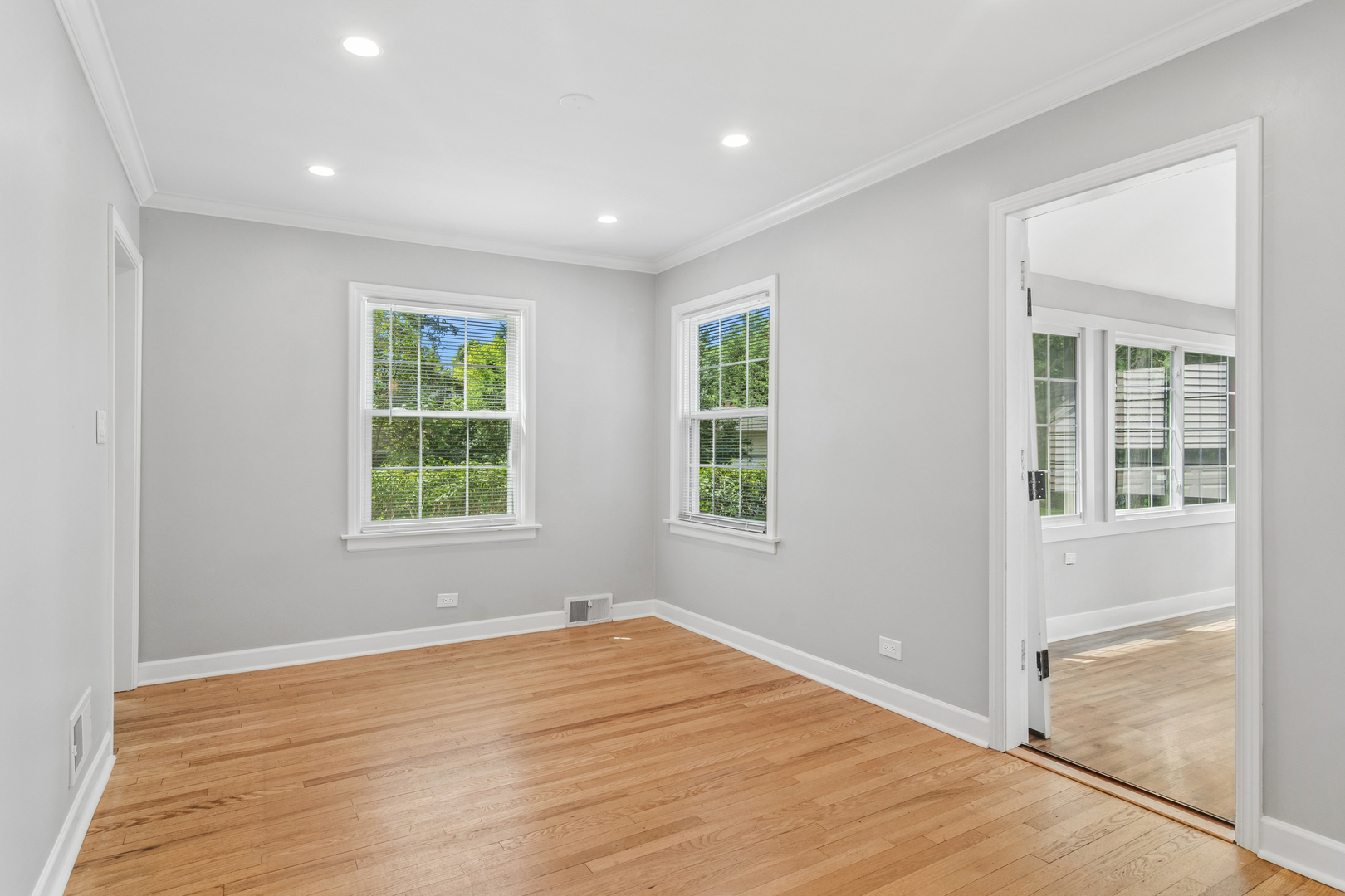 983 Harvard Court Property Photo 10