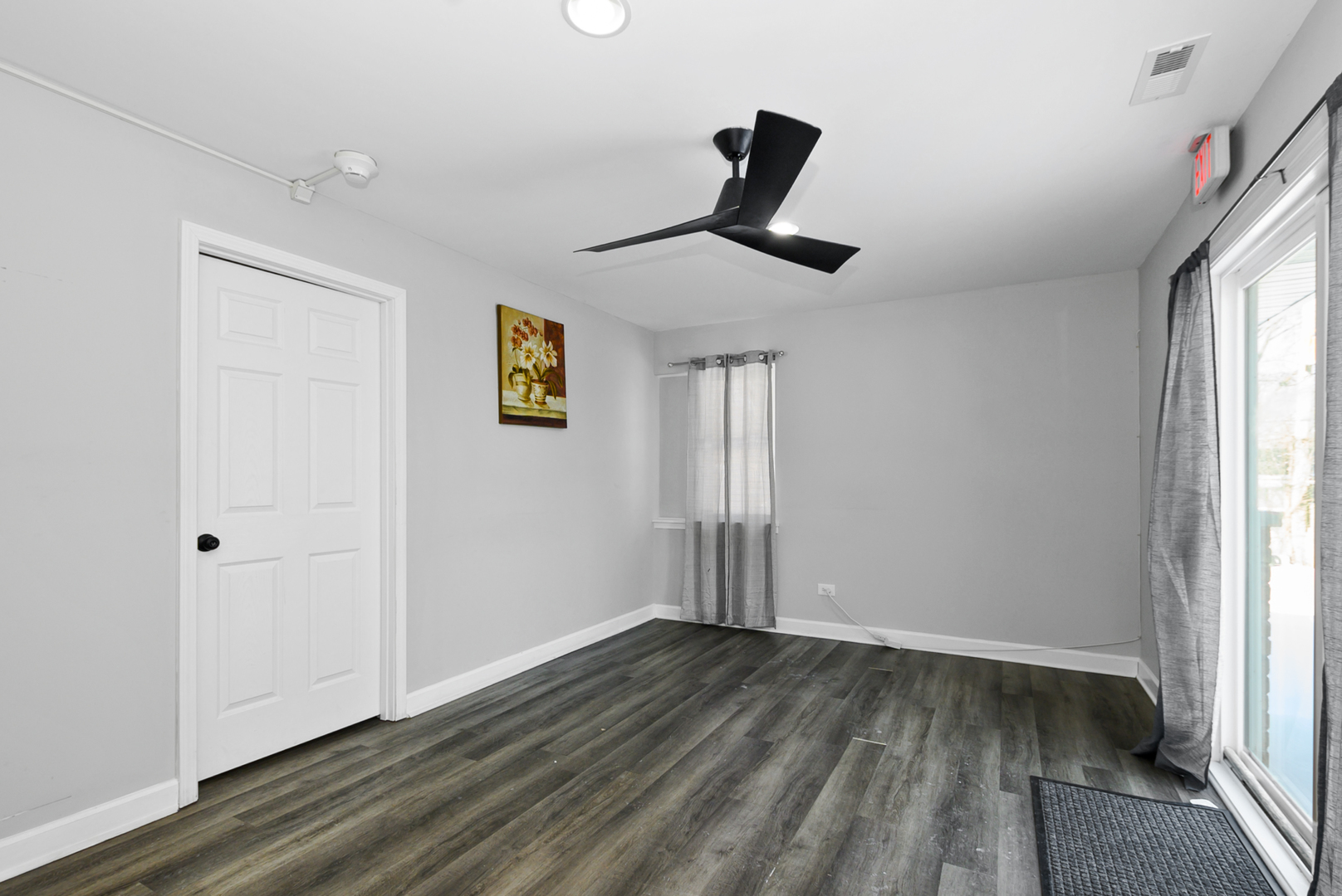 76 Winslow Street Property Photo 9