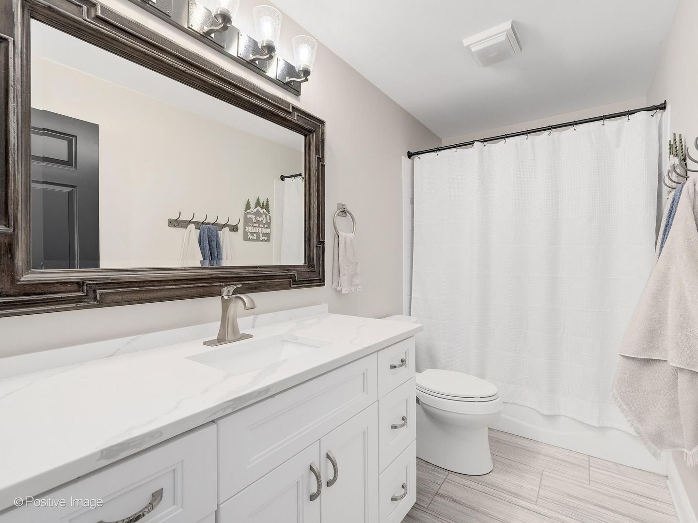 324 Turnberry Lane Property Photo 22