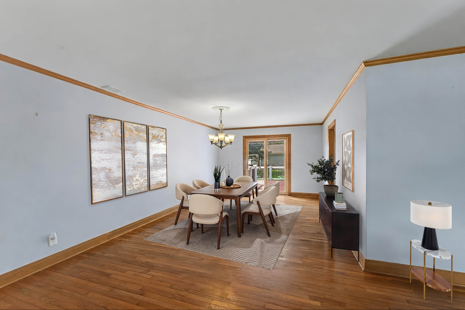 715 N Green Street Property Photo 8