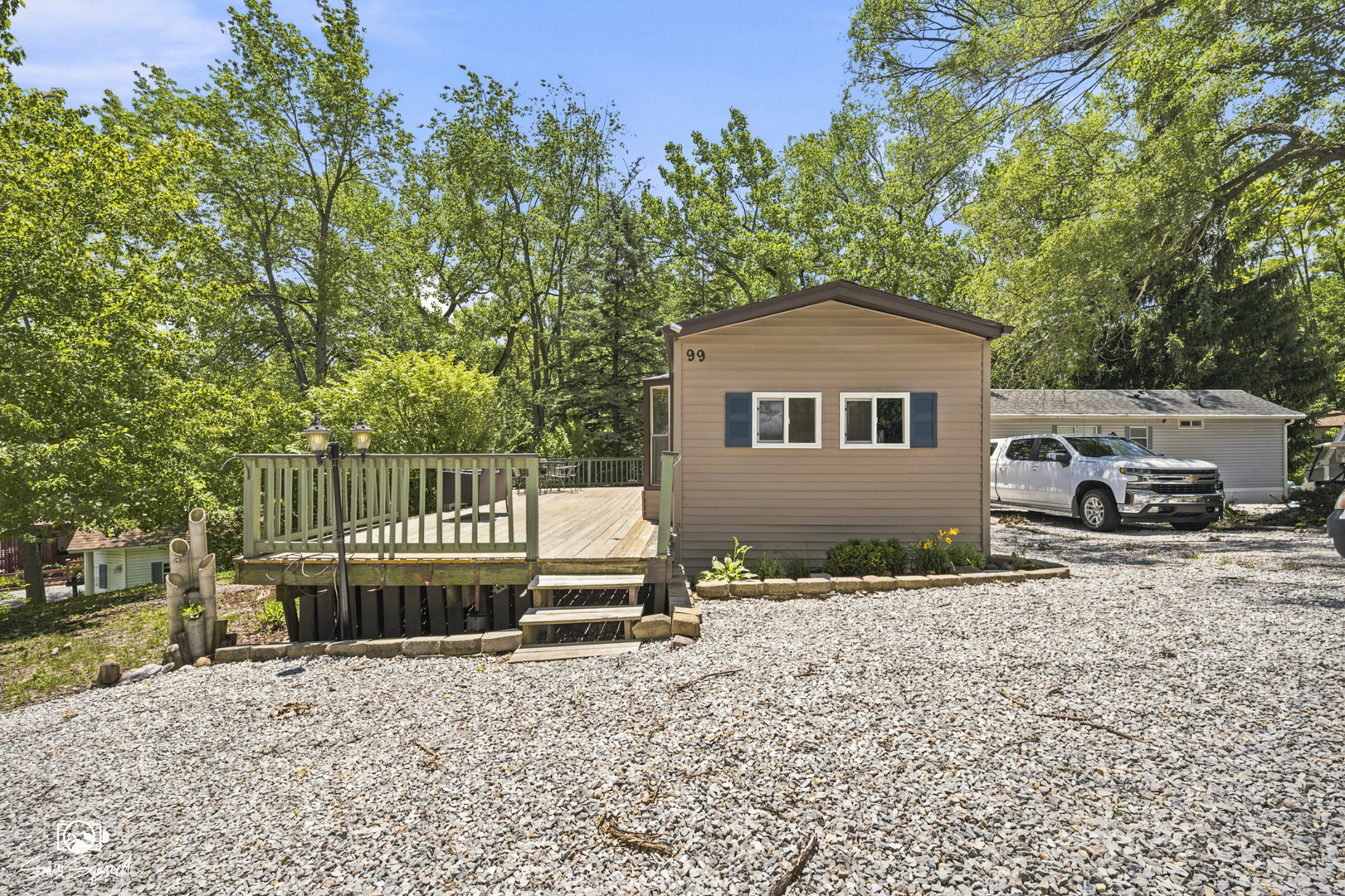 99 Lakeshore Drive Property Photo 20