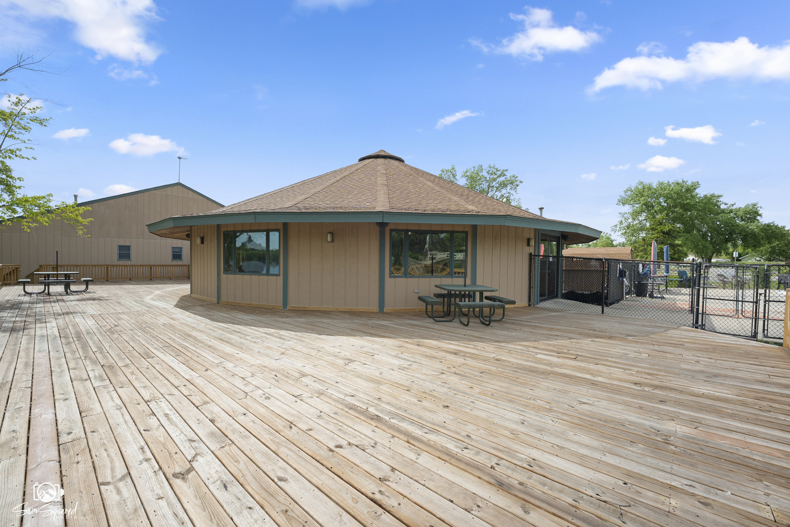 99 Lakeshore Drive Property Photo 46