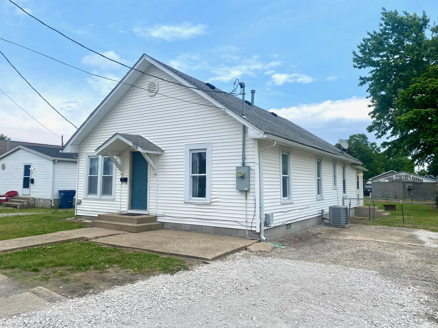 206 S Horn Property Photo 1