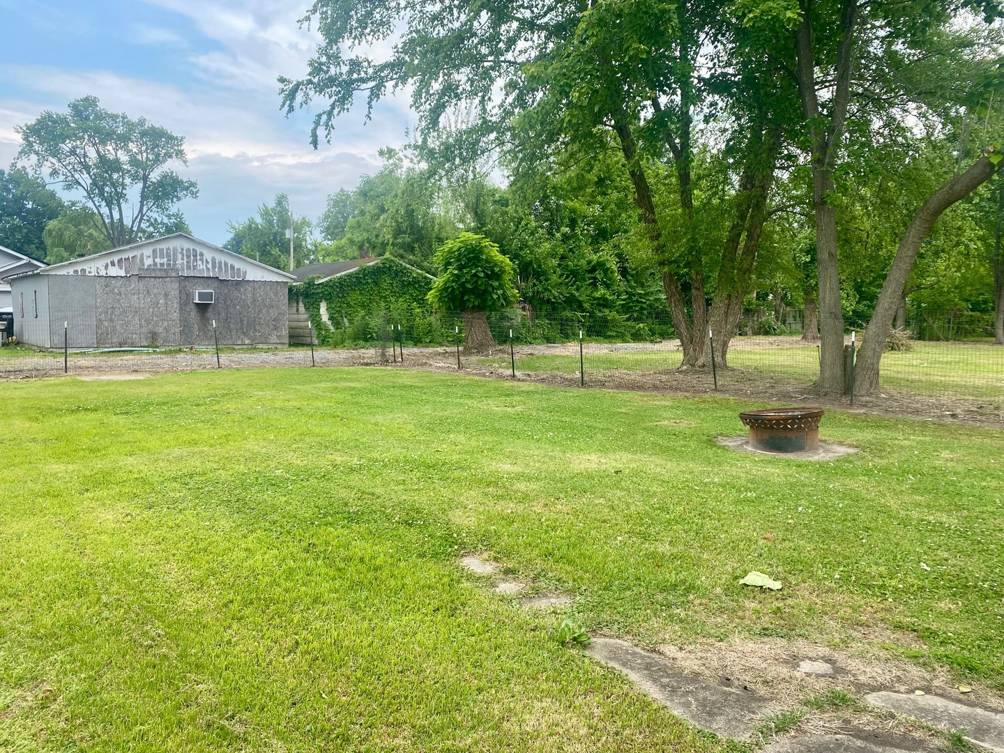 206 S Horn Property Photo 6