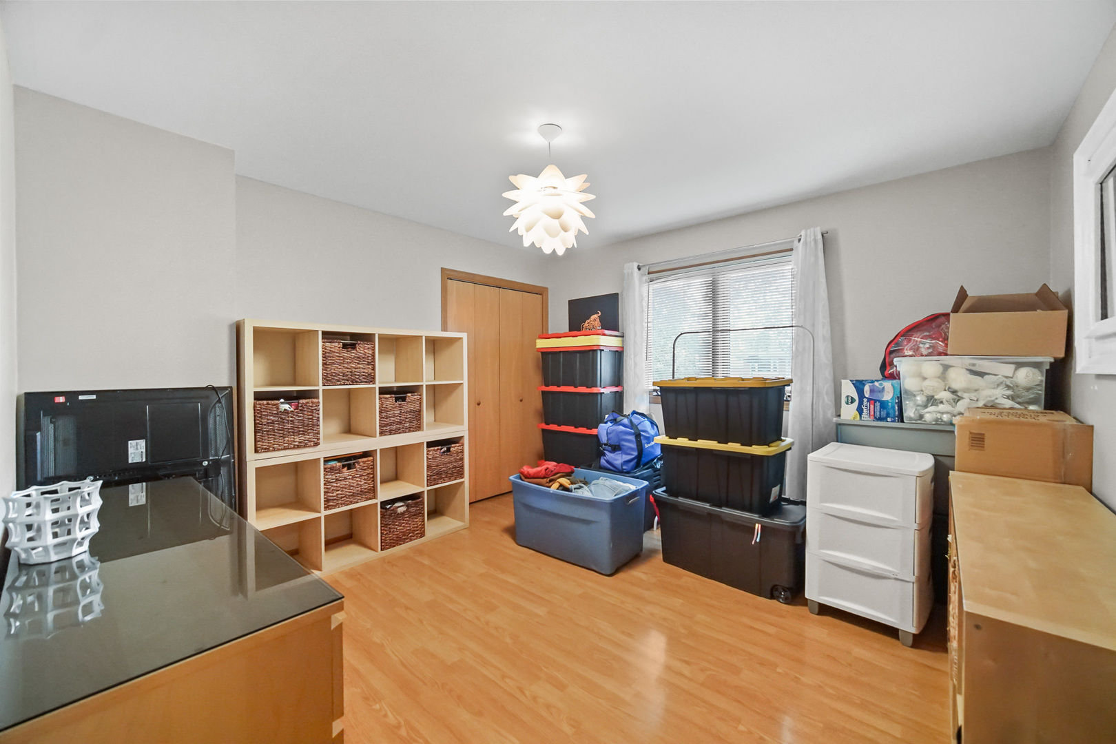 8850 S Mozart Avenue Property Photo 9