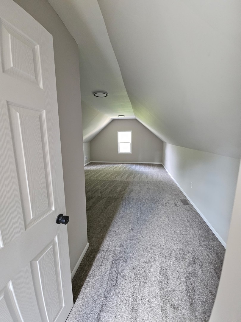 583 S Lasalle Avenue Property Photo 8