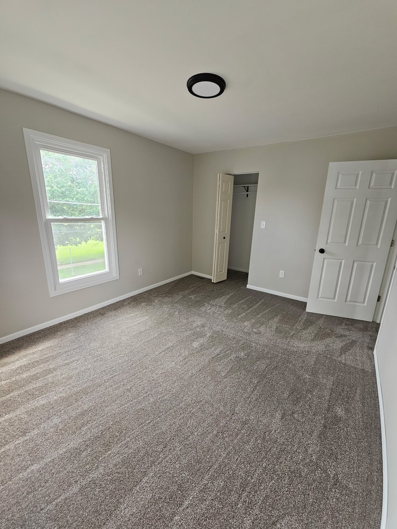583 S Lasalle Avenue Property Photo 14