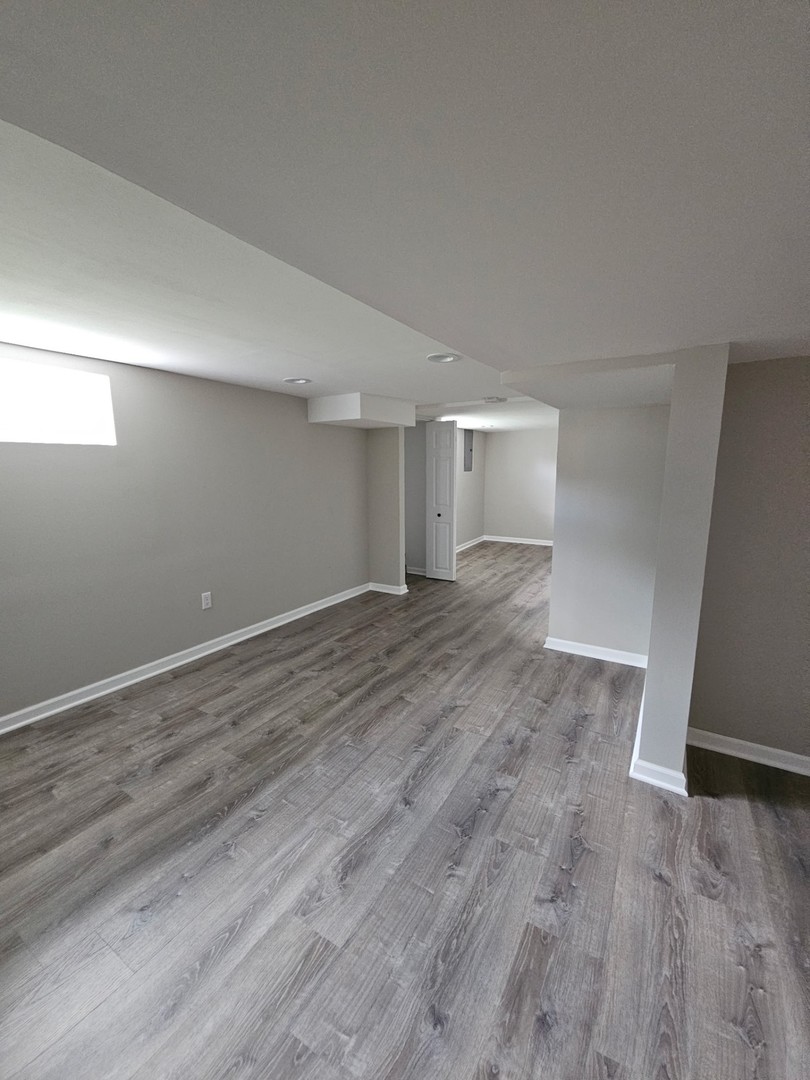 583 S Lasalle Avenue Property Photo 28