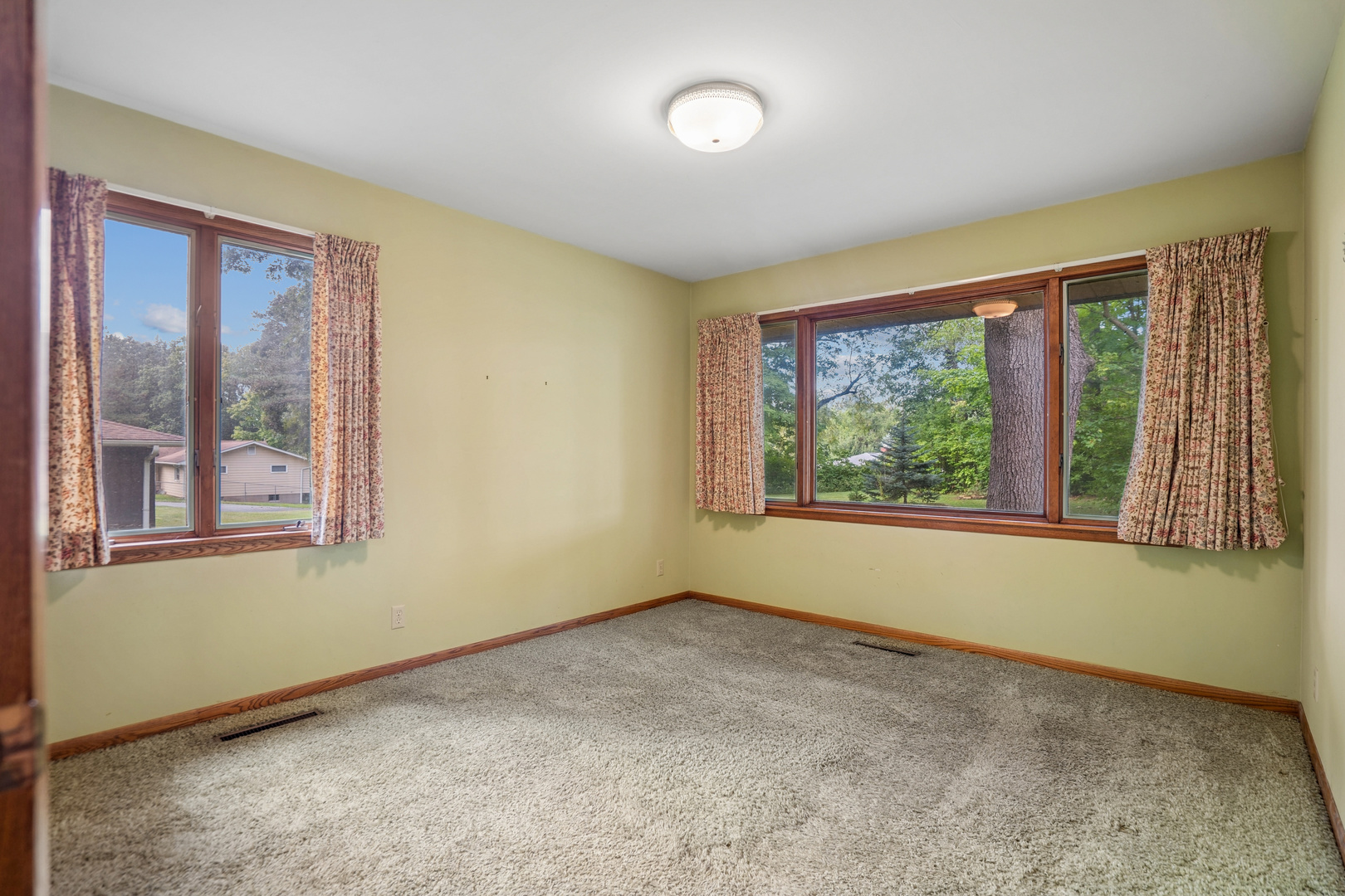 333 N 10th Street Property Photo 10