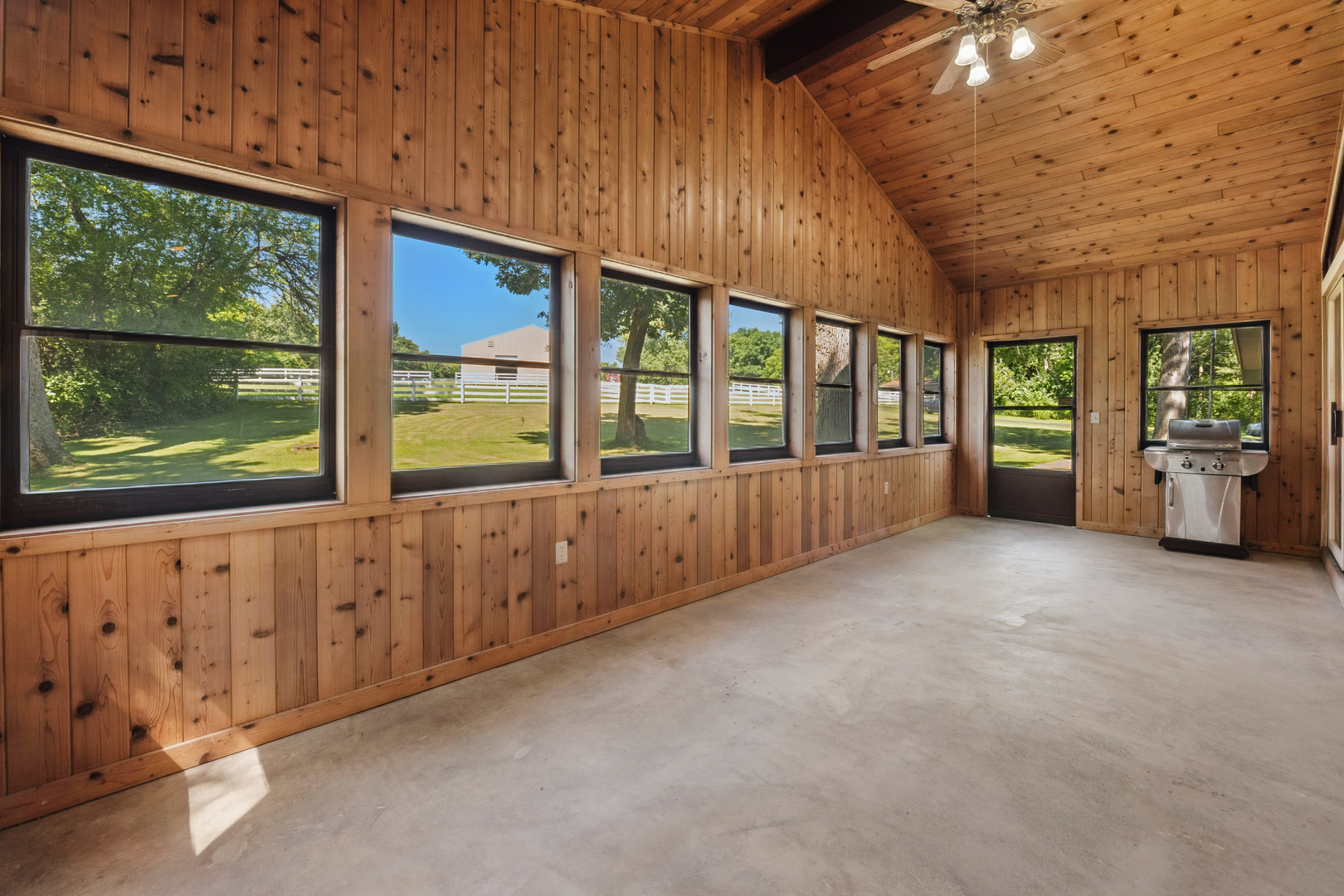 3605 Oak Ridge Road Property Photo 11