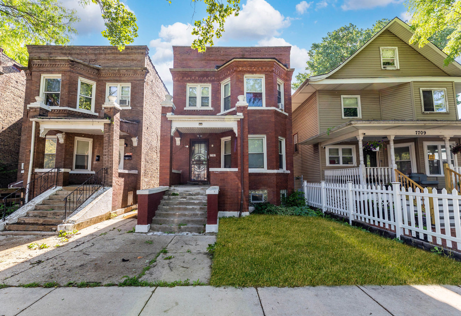 7707 S Peoria Street Property Photo 1