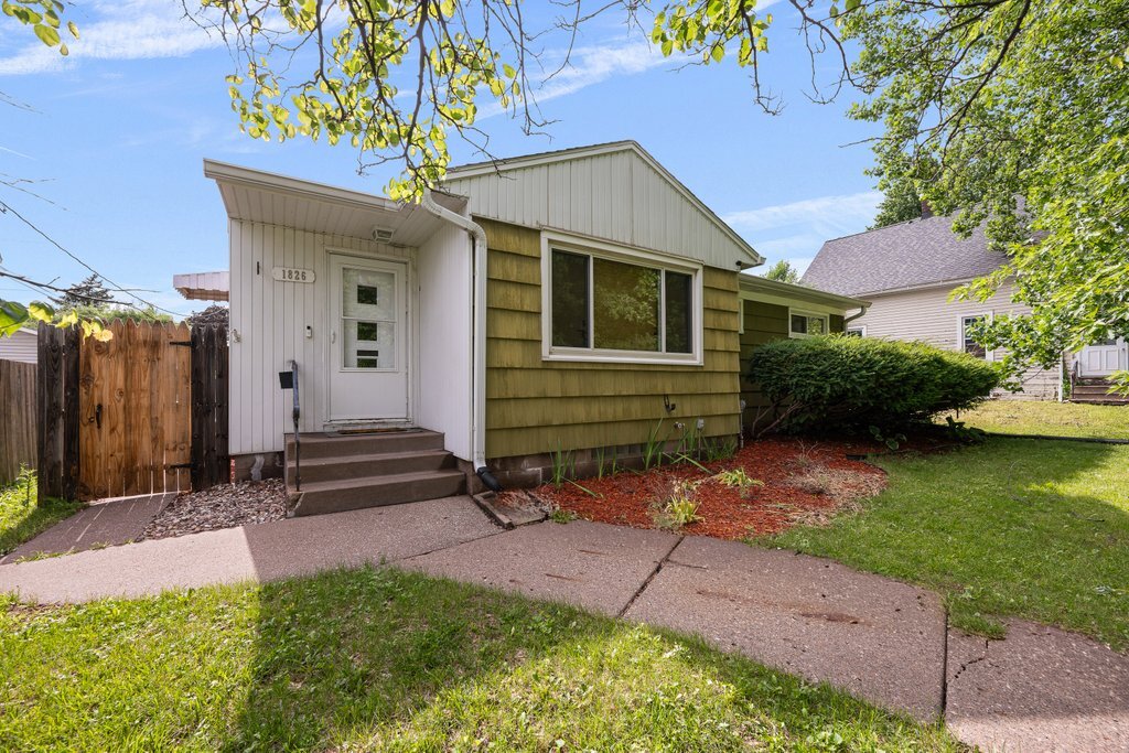 1826 40th Street Property Photo 1