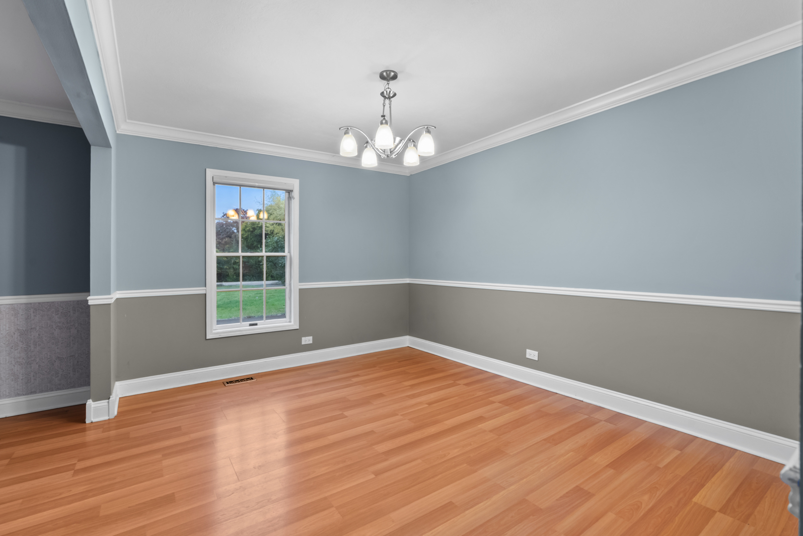 36w340 Huntley Road Property Photo 12