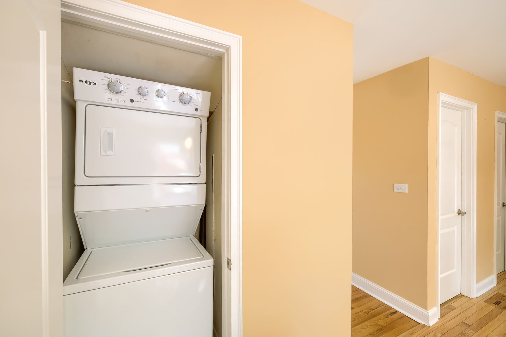 415 Park Avenue D Property Photo 7