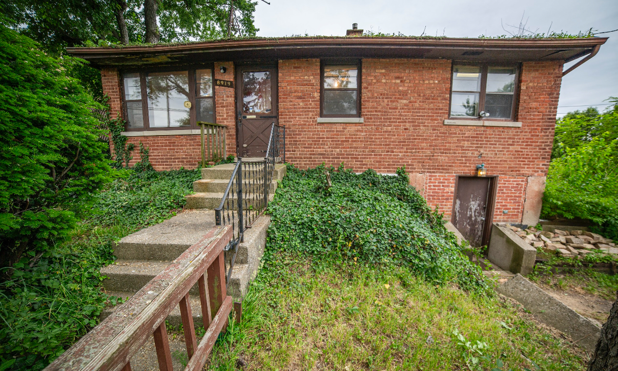 8919 W 95th Street Property Photo 21