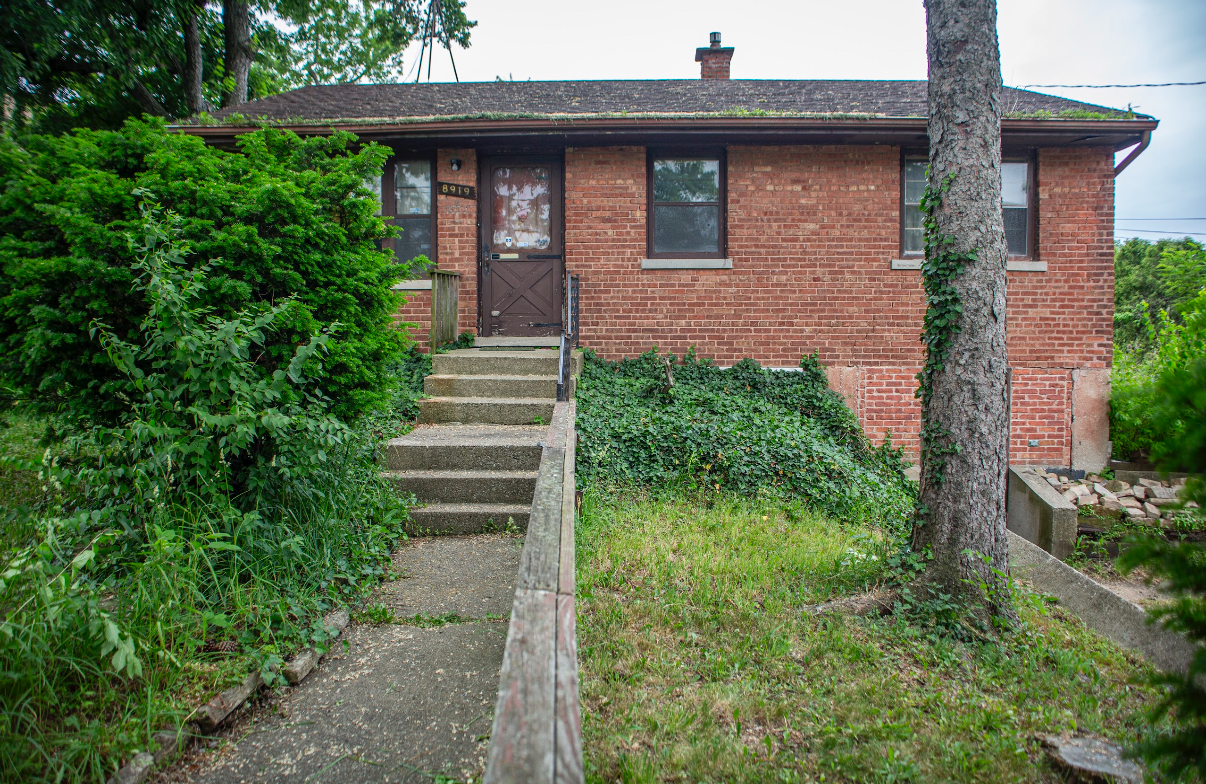 8919 W 95th Street Property Photo 25