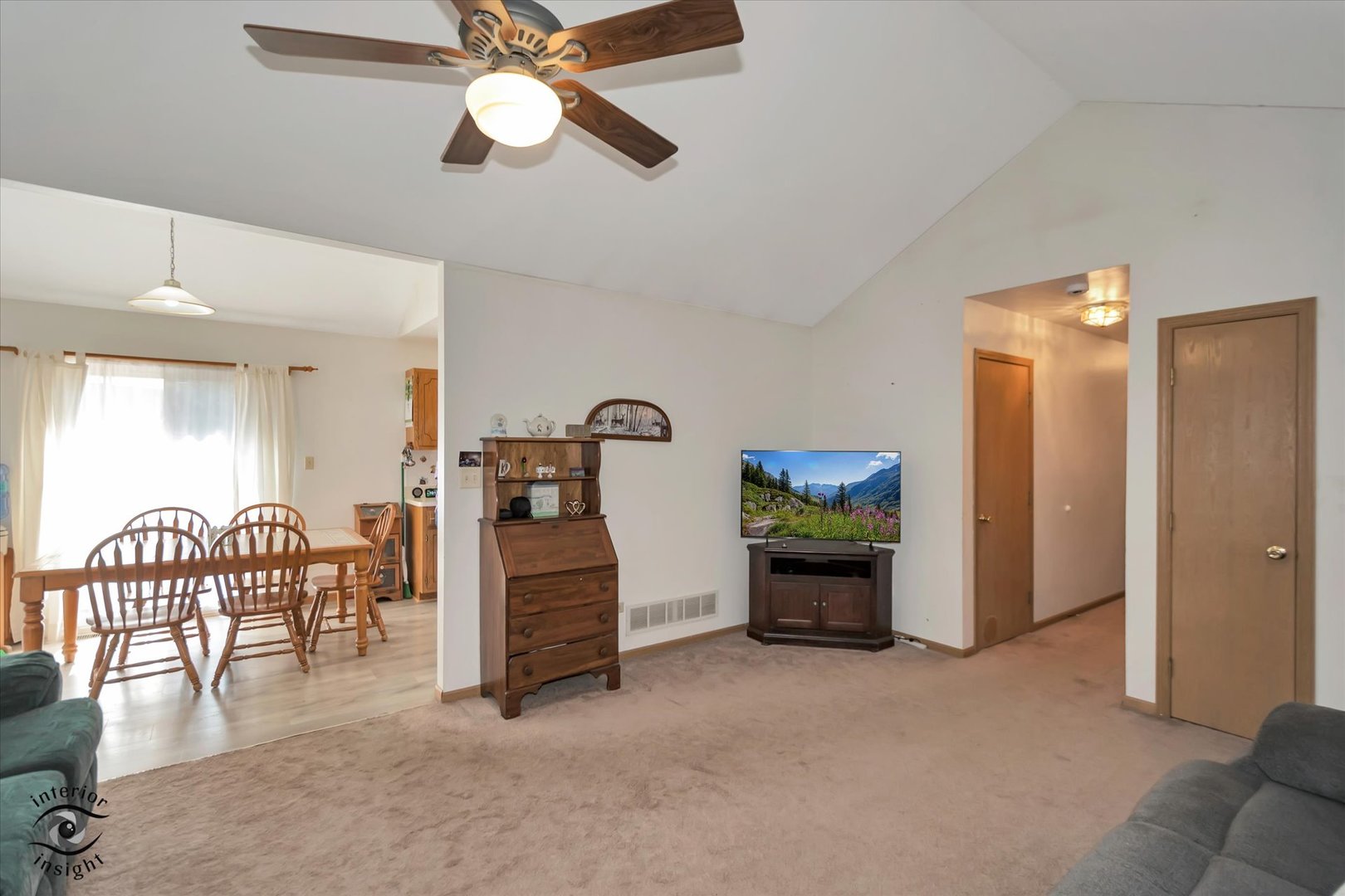 930 Meadowbrook Road Property Photo 6