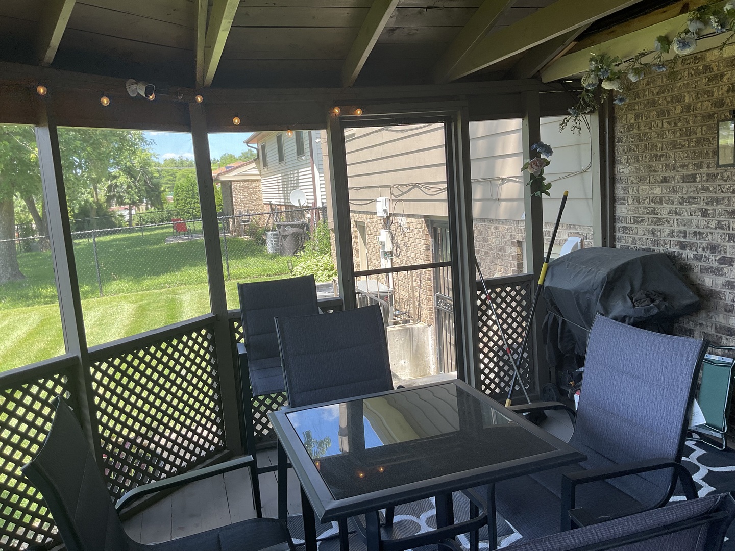 246 S Ingleside Avenue Property Photo 3