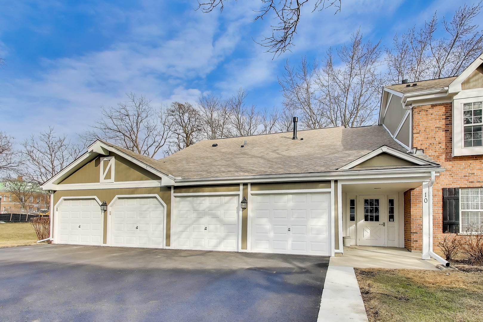 10 Waterbury Lane M2 Property Photo 1