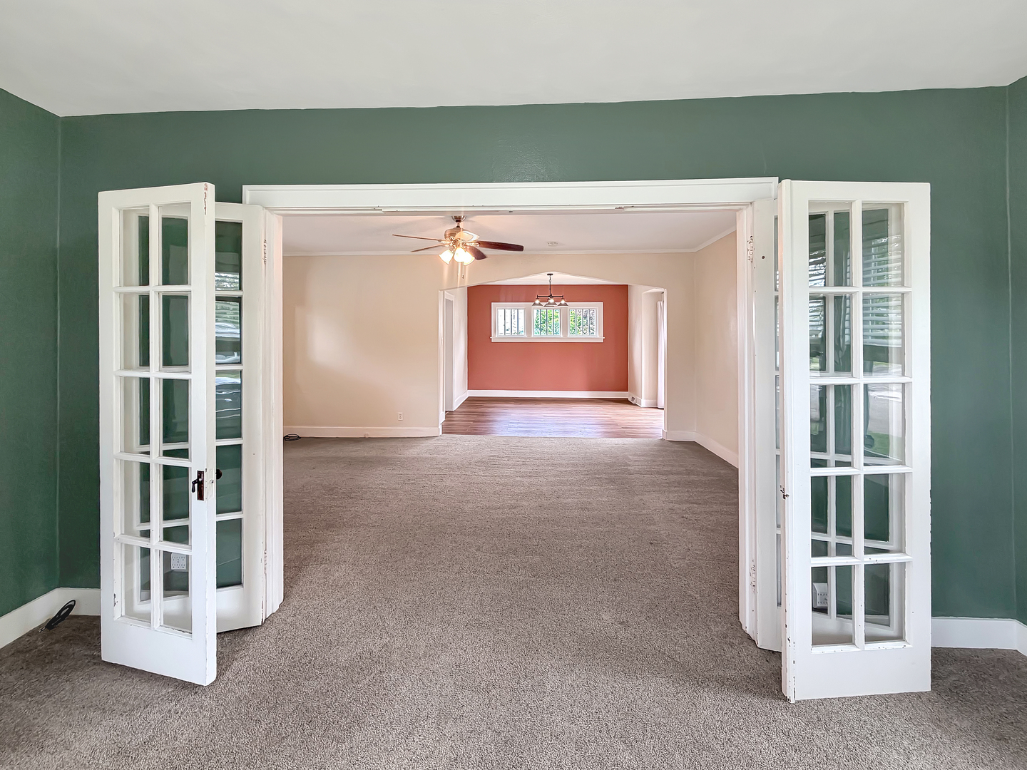 904 S Mckinley Avenue Property Photo 11