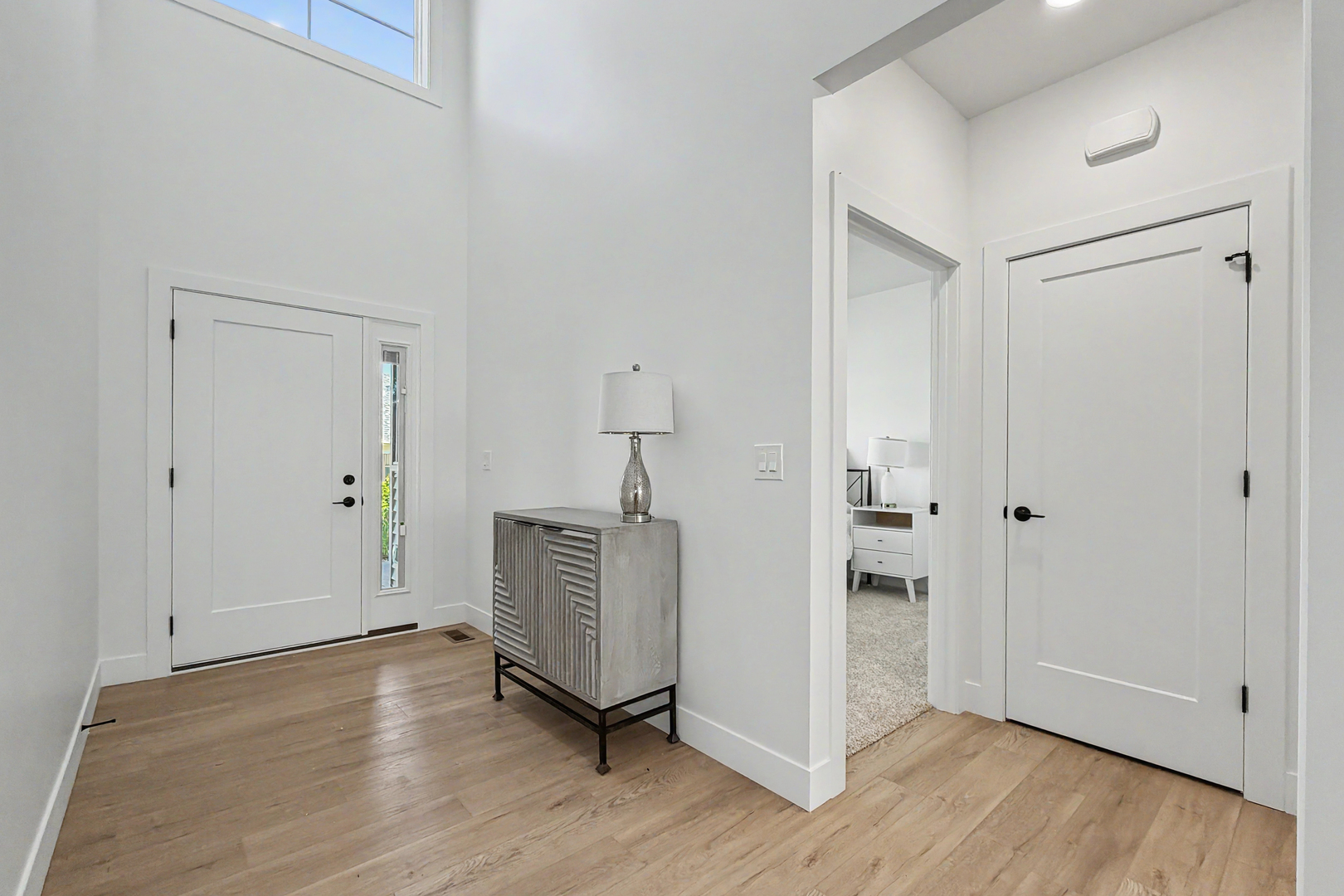 1310 Heights Court Property Photo 3