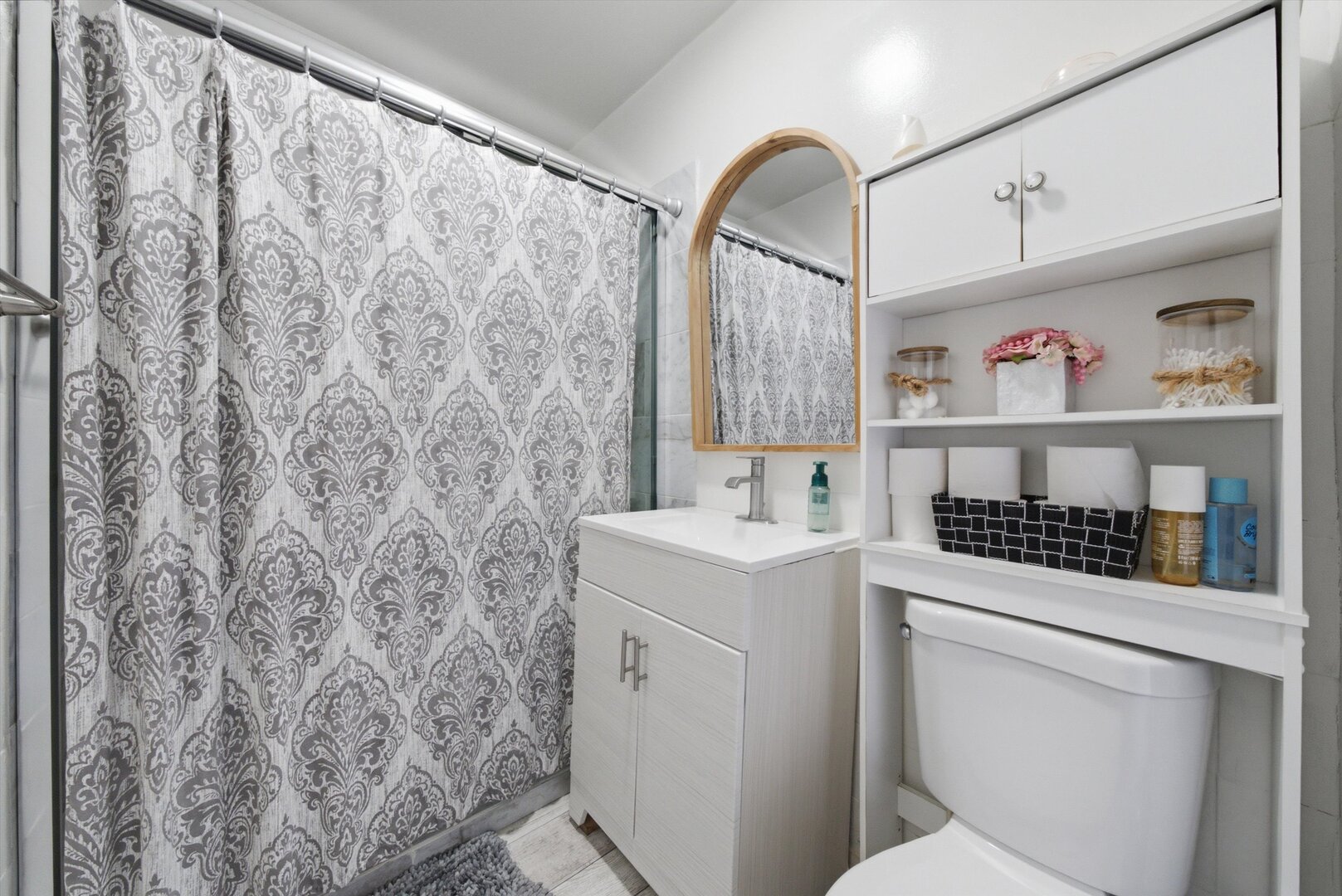 1324 S 48th Court Property Photo 6