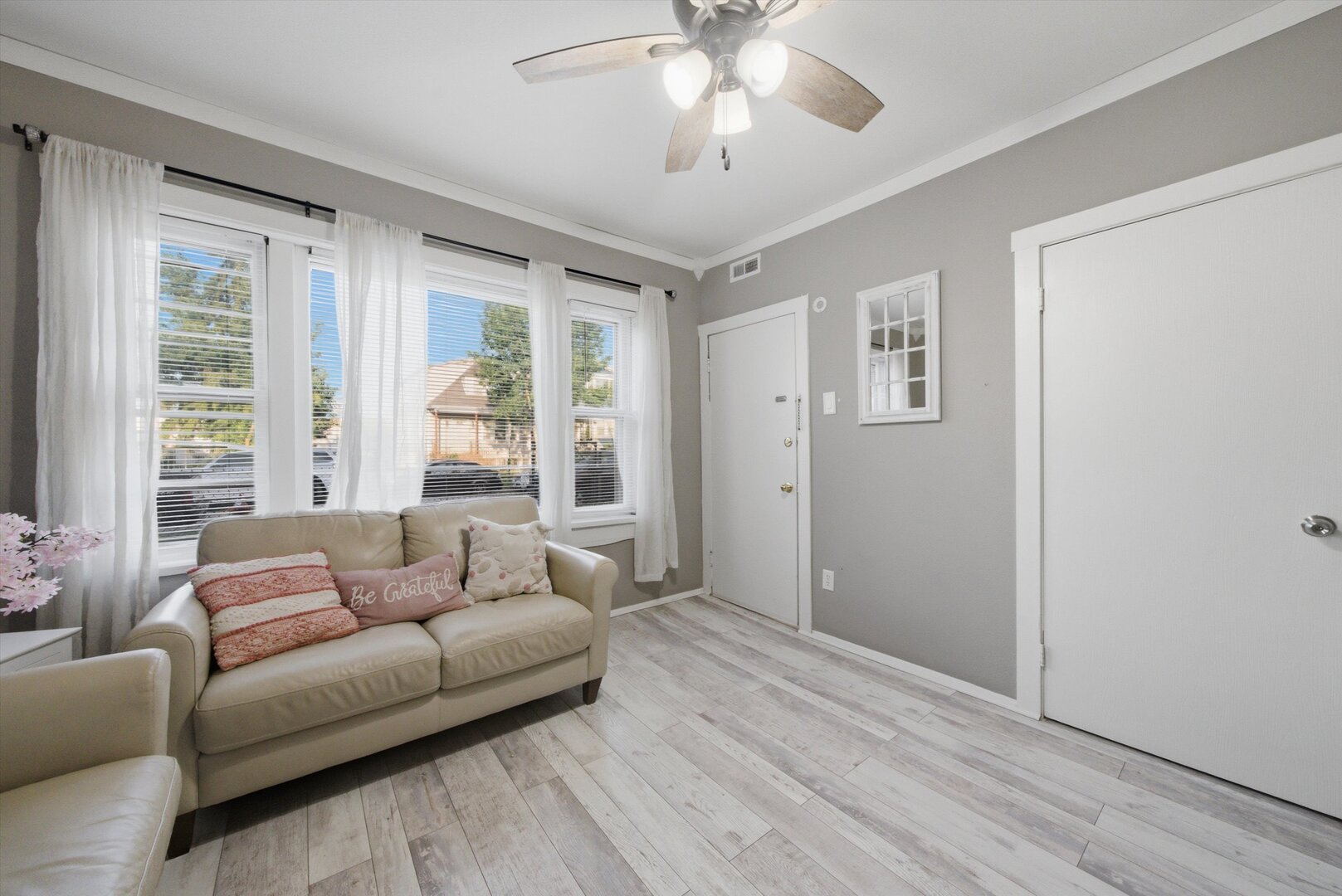 1324 S 48th Court Property Photo 19