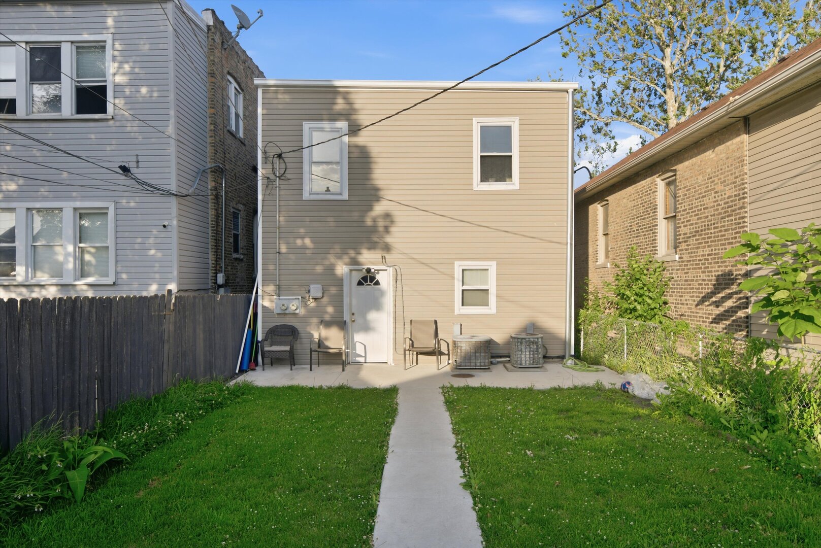 1324 S 48th Court Property Photo 23