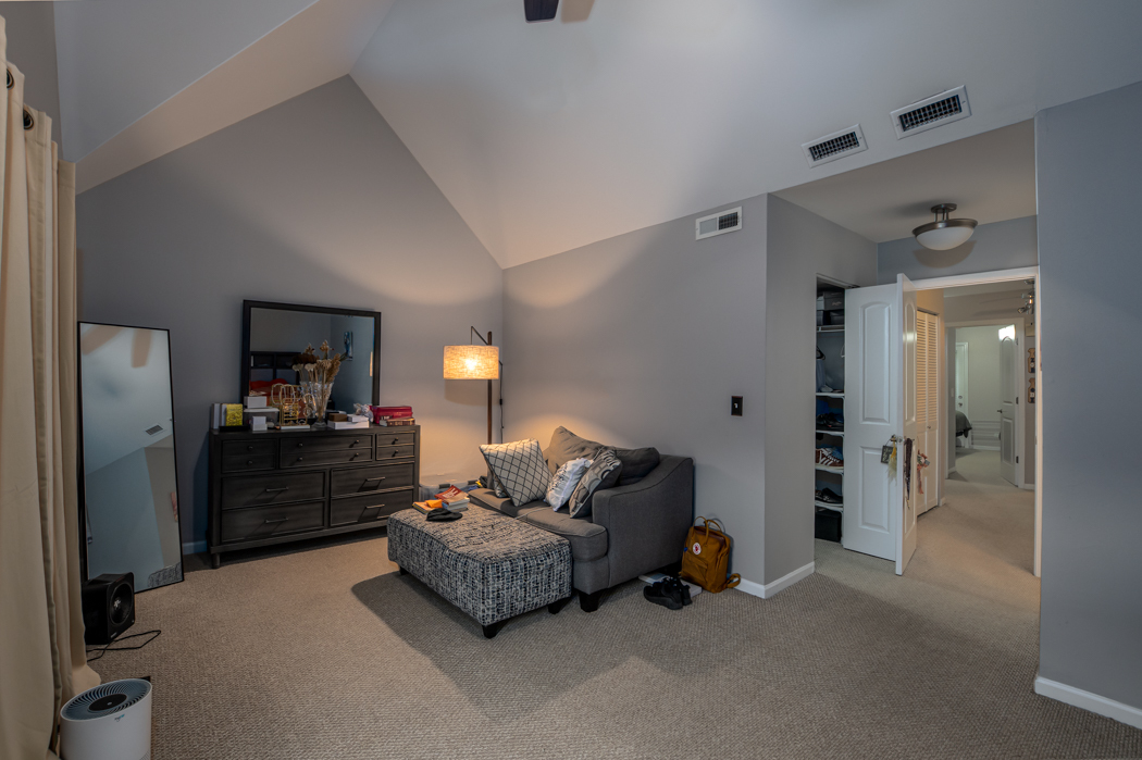 4414 S King Drive F Property Photo 4