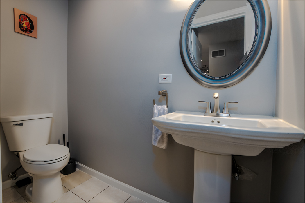 4414 S King Drive F Property Photo 12