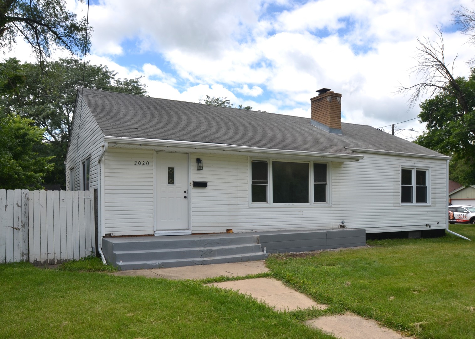 2020 N Rockton Avenue Property Photo 1