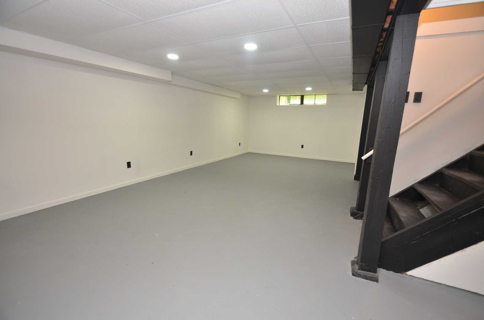 2020 N Rockton Avenue Property Photo 16