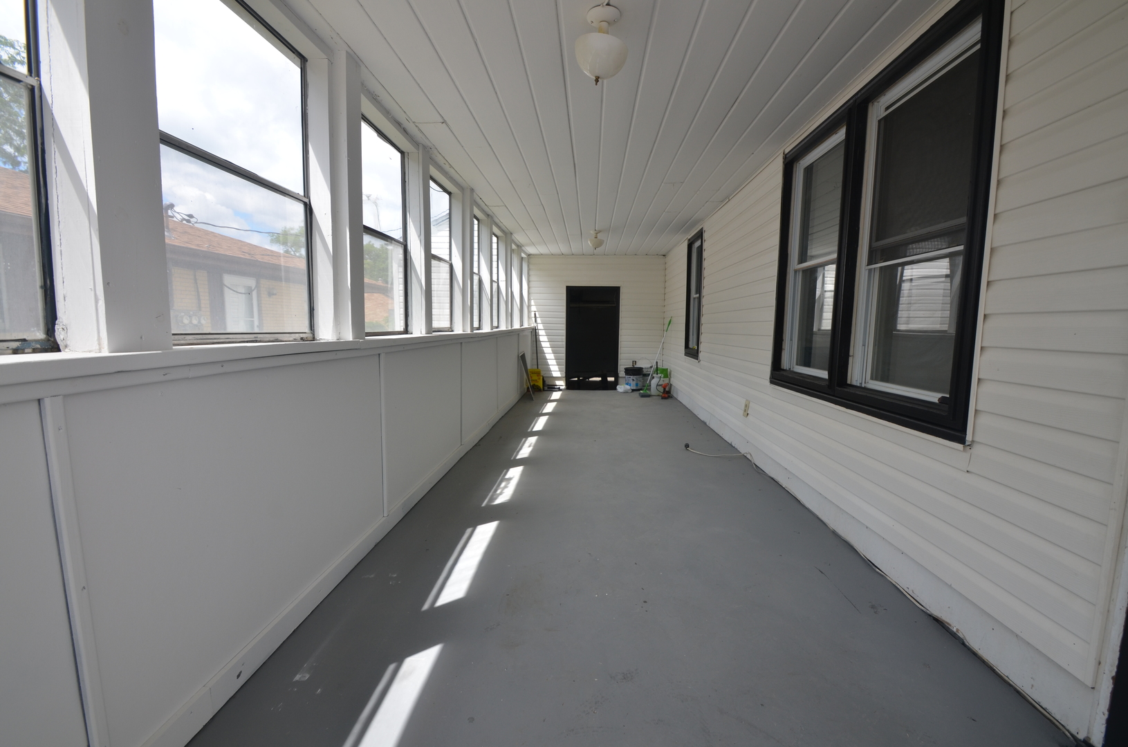 2020 N Rockton Avenue Property Photo 20