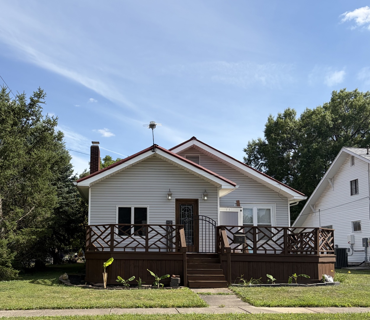 502 W Cherry Avenue Property Photo 1