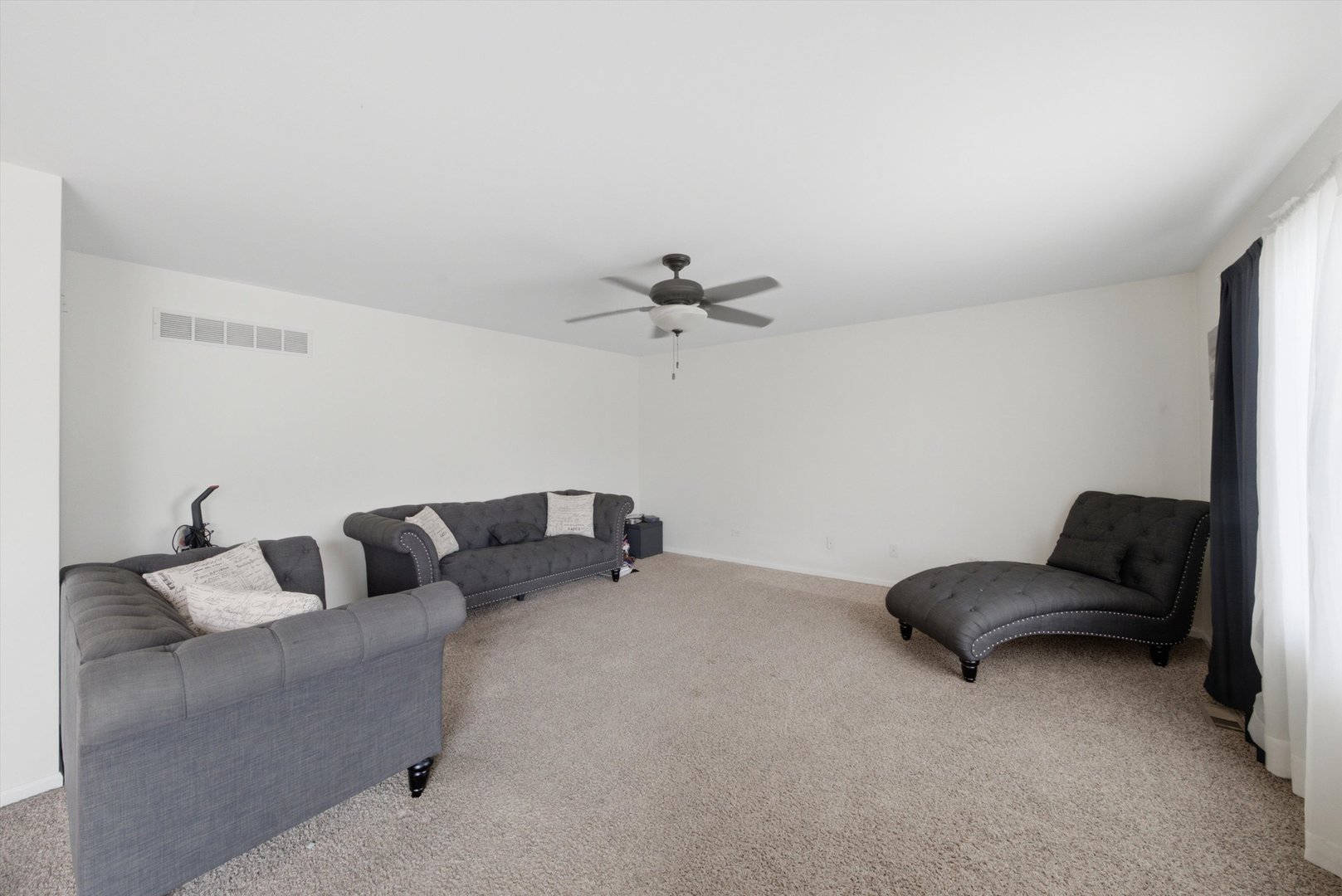 2707 Misty Brook Lane Property Photo 8