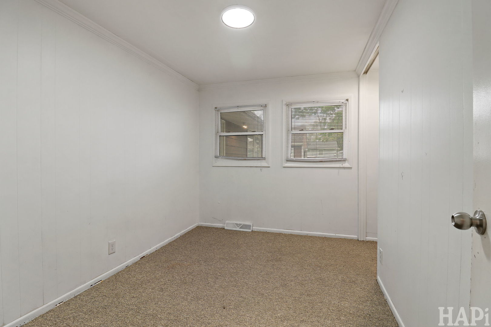 916 Chestnut Street Property Photo 11