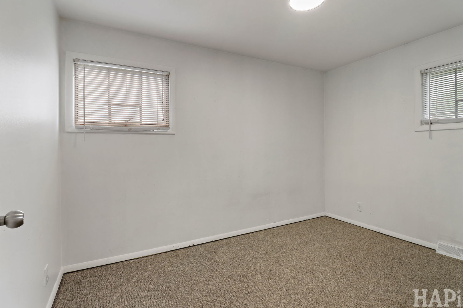 916 Chestnut Street Property Photo 13
