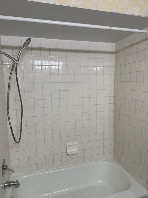 3008 Roberts Drive 1 Property Photo 13