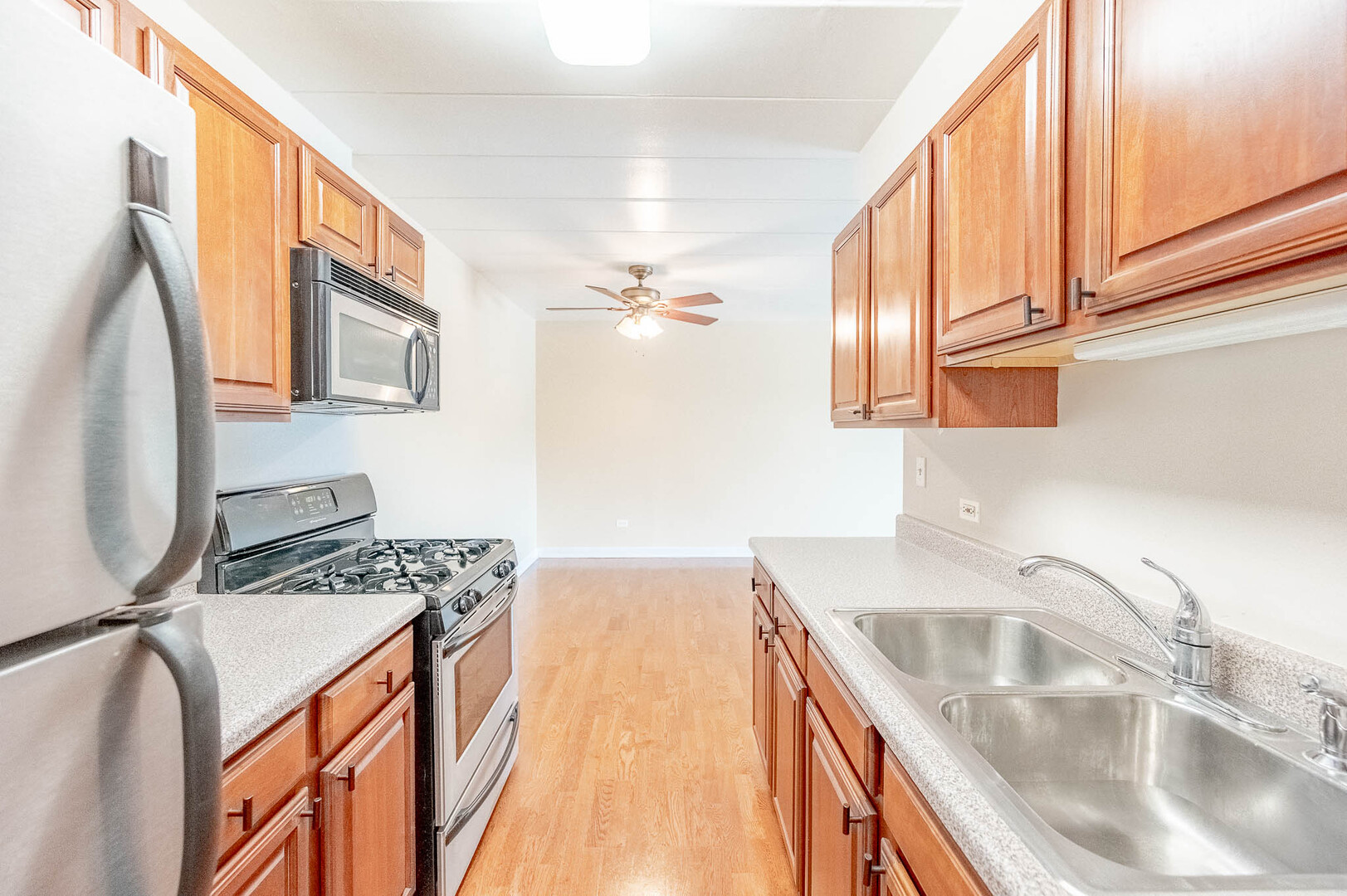 1000 S Lorraine Road 411 Property Photo 8