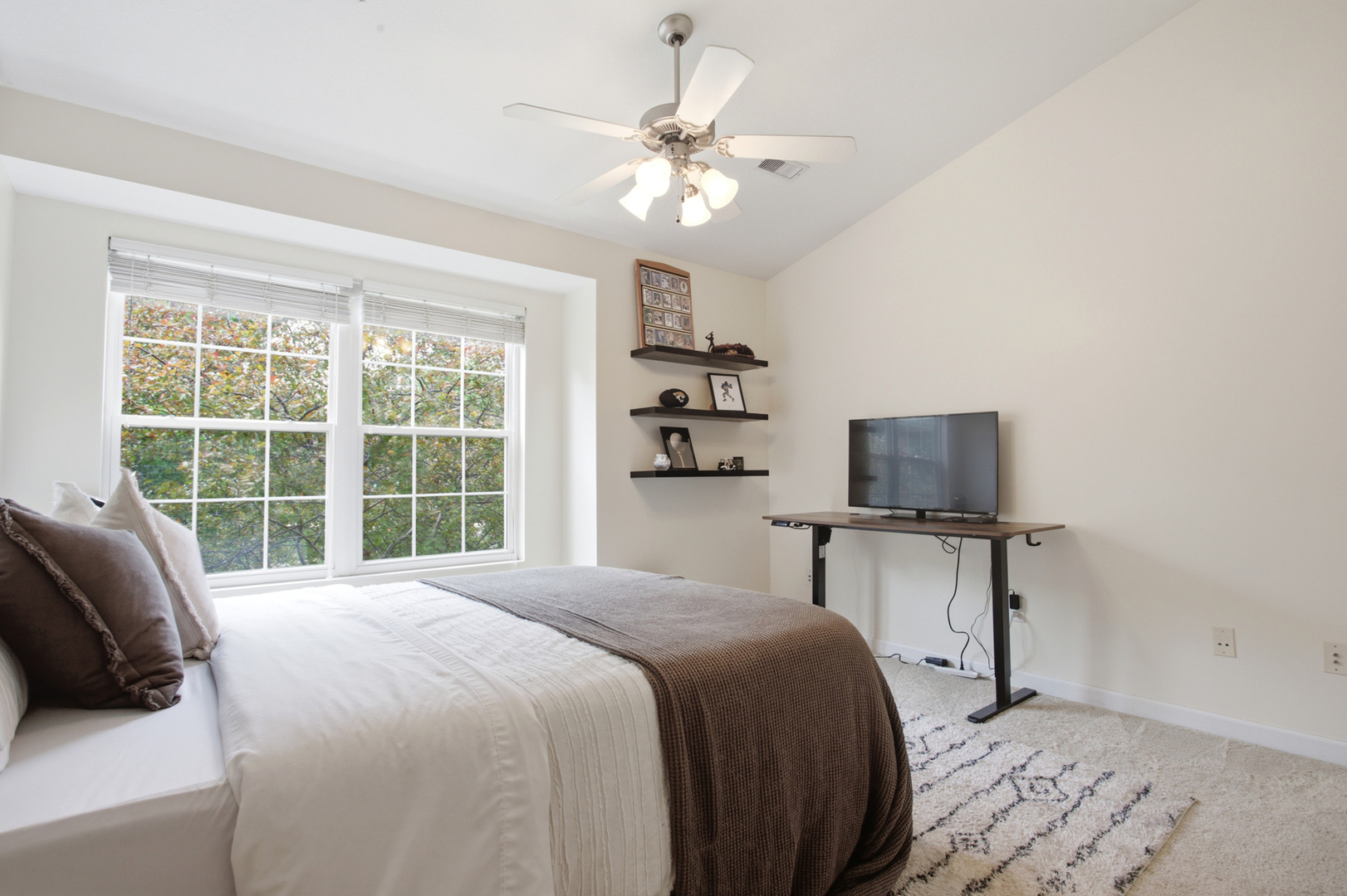 3846 Thornhill Drive 3846 Property Photo 16