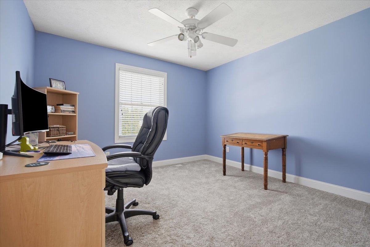 46 Conway Circle Property Photo 29