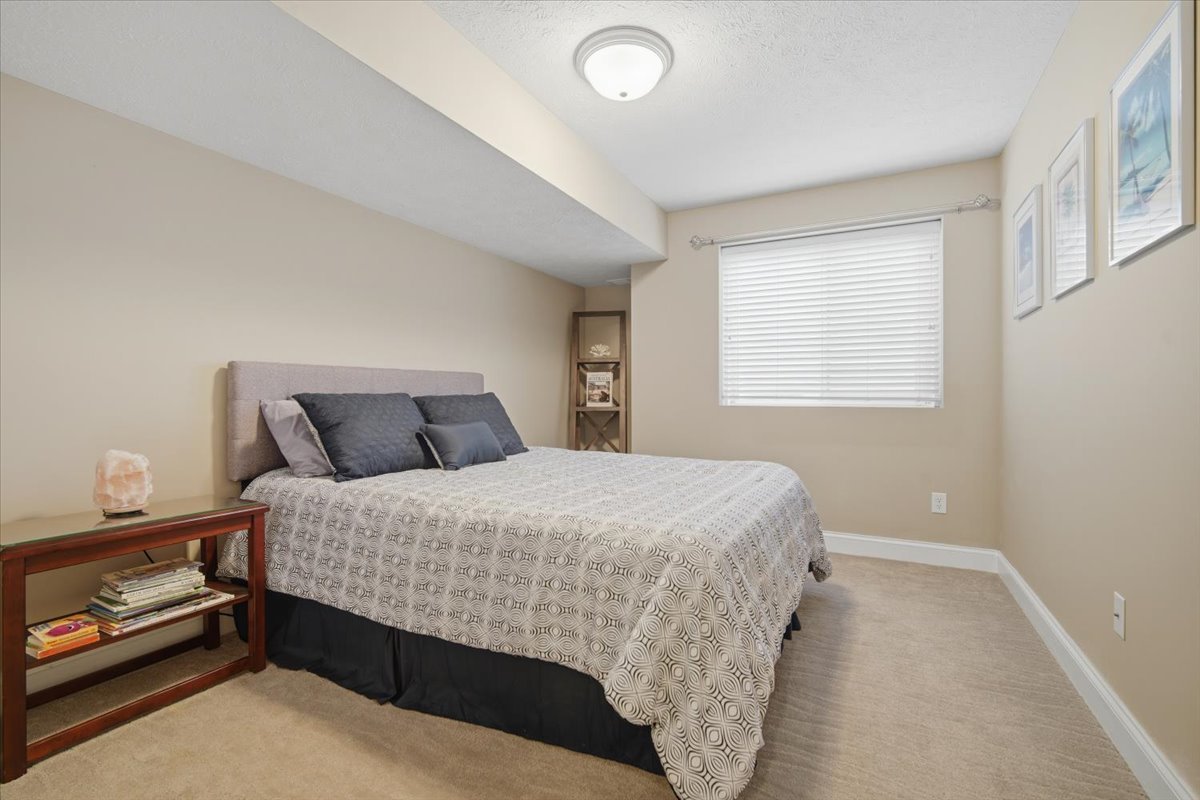 46 Conway Circle Property Photo 36