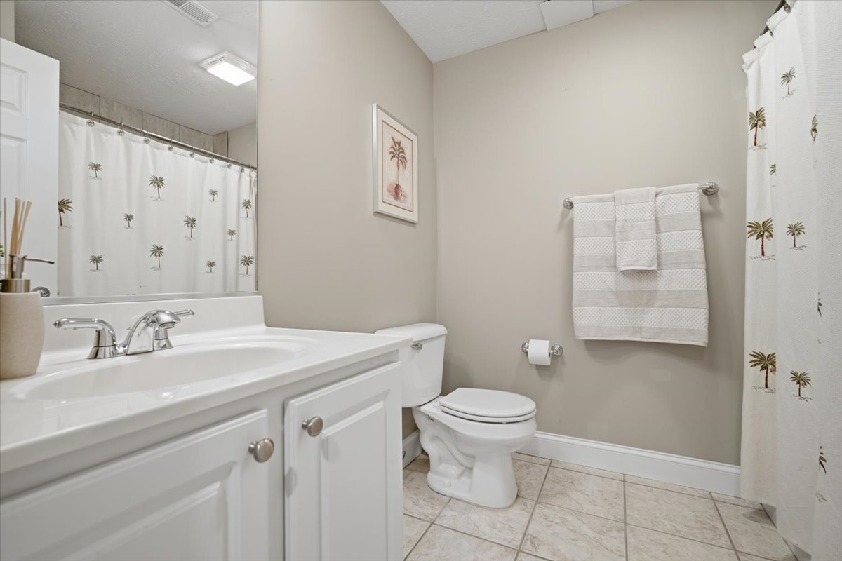 46 Conway Circle Property Photo 37