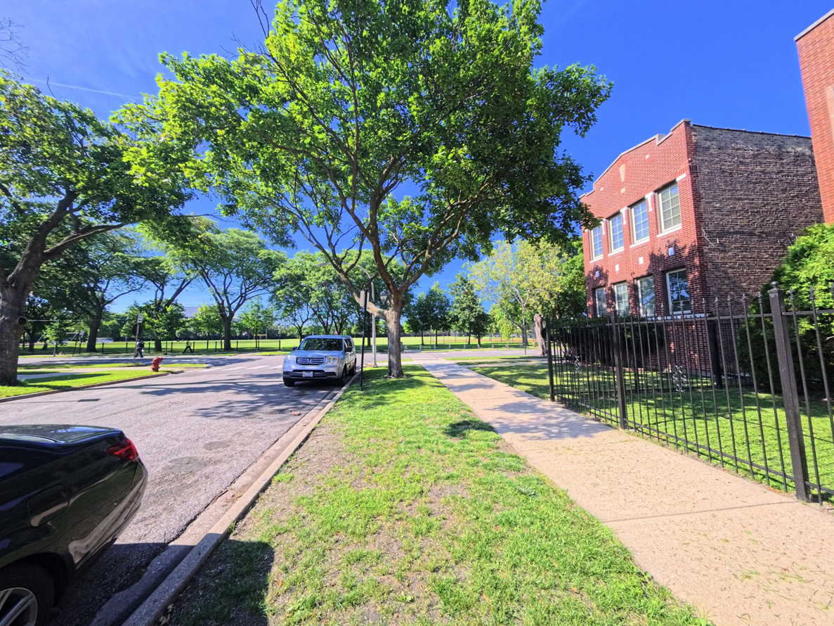 1755 N Meade Avenue Property Photo 12